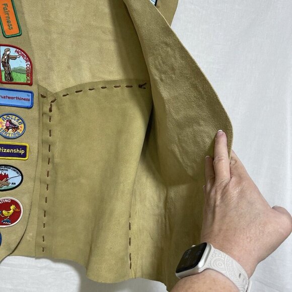 YMCA Indian Guides Adult Leather Vest Patches 2008-2012 Patches Badges Suede - Picture 5 of 7